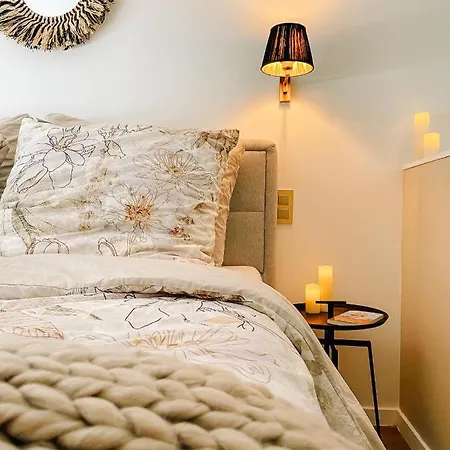 Apartment La Meremoi - Duplex With Balcony And Free Parking