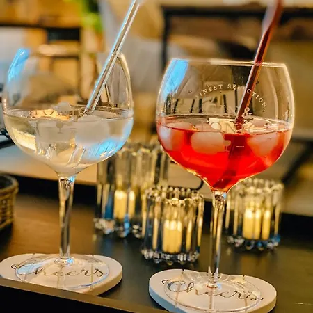 Apartament La Meremoi - Duplex With Balcony And Free Parking